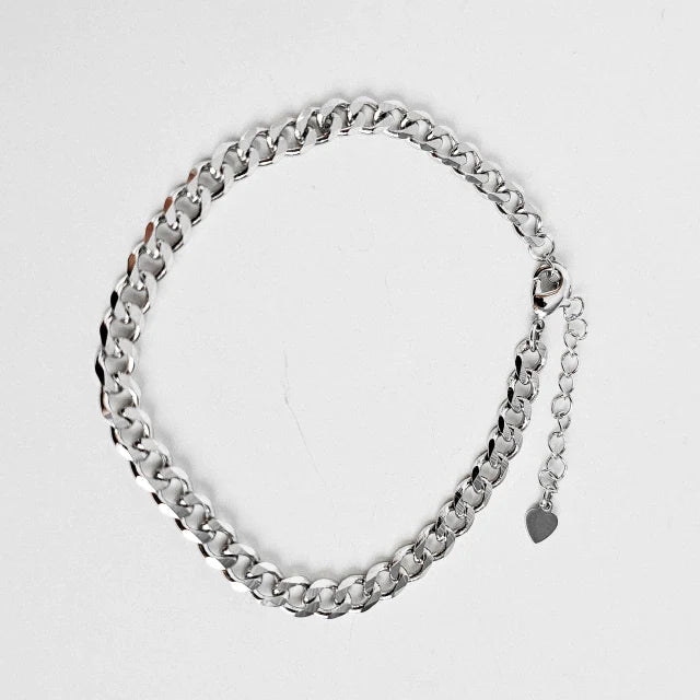 Pulseira Corrente Fina Maria Banho Ouro 18k