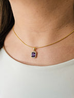 Colar Medalha Ametista Nara Banho Ouro 18k