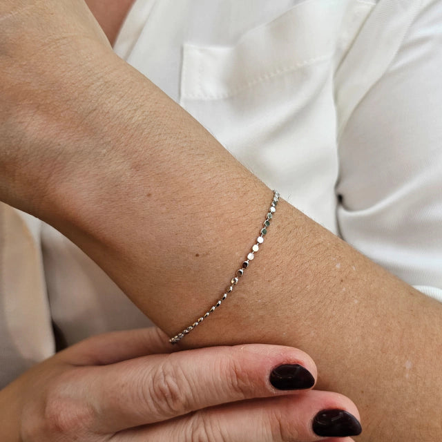 Pulseira Bolinhas Achatadas Clara Banho Ródio Branco