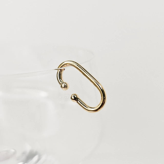 Piercing Fake Ear Hook Oval Banho Ouro 18K