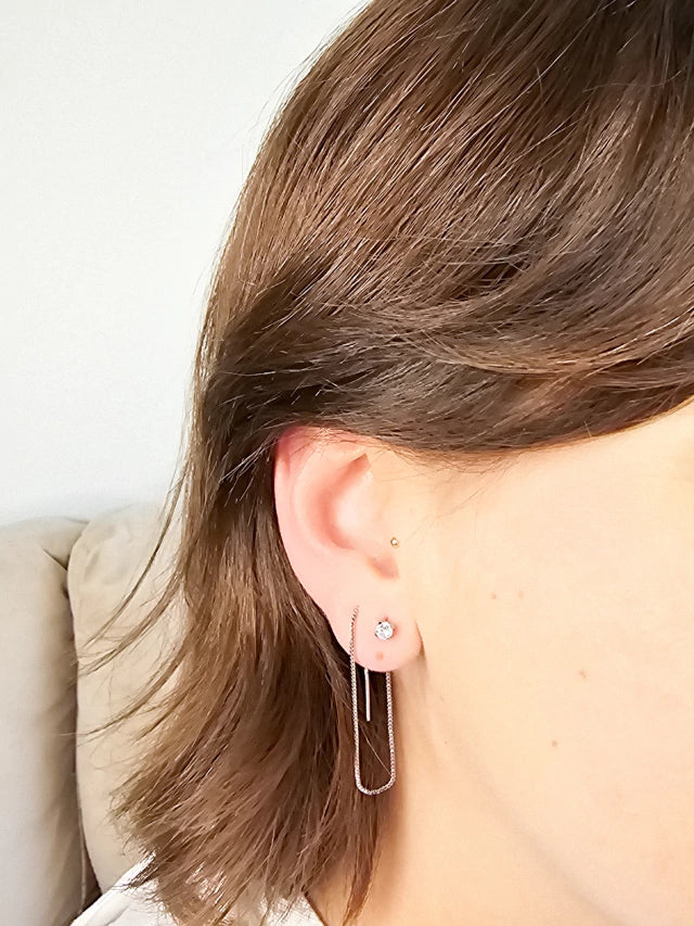 Brinco Fio Veneziana Ponto de Luz Banho Ródio Branco
