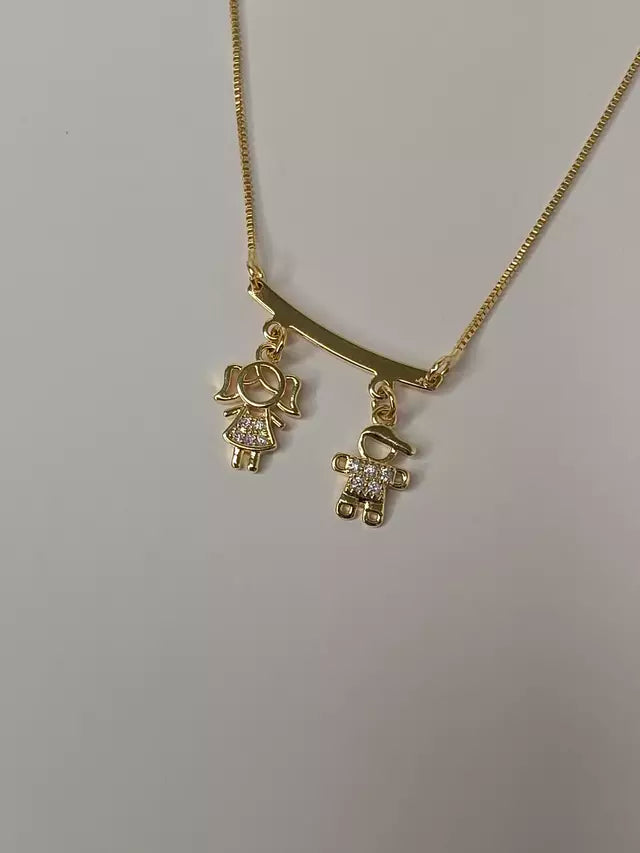 Pingente Menino Cravejado Banho Ouro 18k