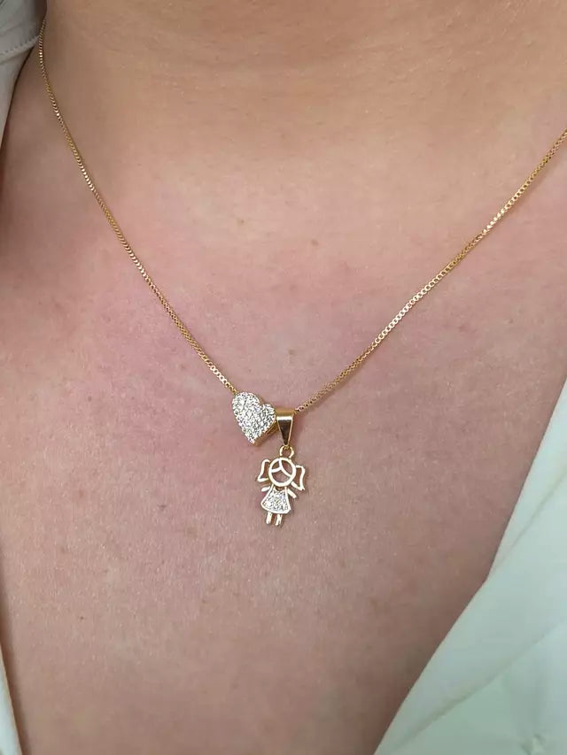 Pingente Menina Cravejado Banho Ouro 18k
