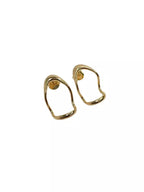 Brinco Ear Hook Orgânico Clara Banho Ouro 18k